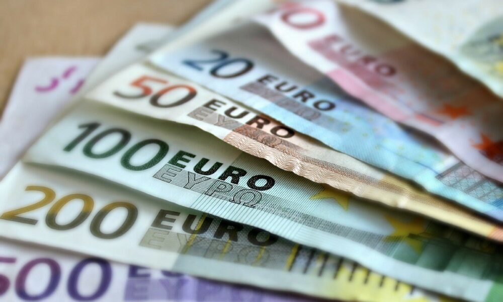 Ajutoare financiare pentru companii de la UE! Ce propunere a făcut comisarul european pentru economie