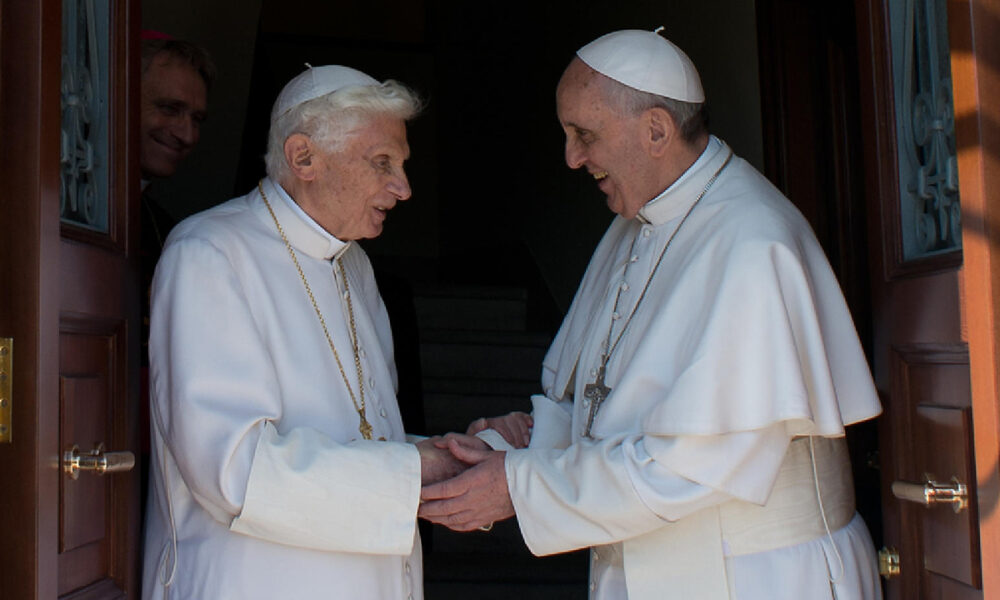 Retrospectivă! Anul 2013: Oltchim intră în insolvență. Papa Francisc îi ia locul lui Benedict în fruntea Bisericii Catolice