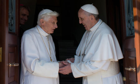 Benedict Papa Francisc