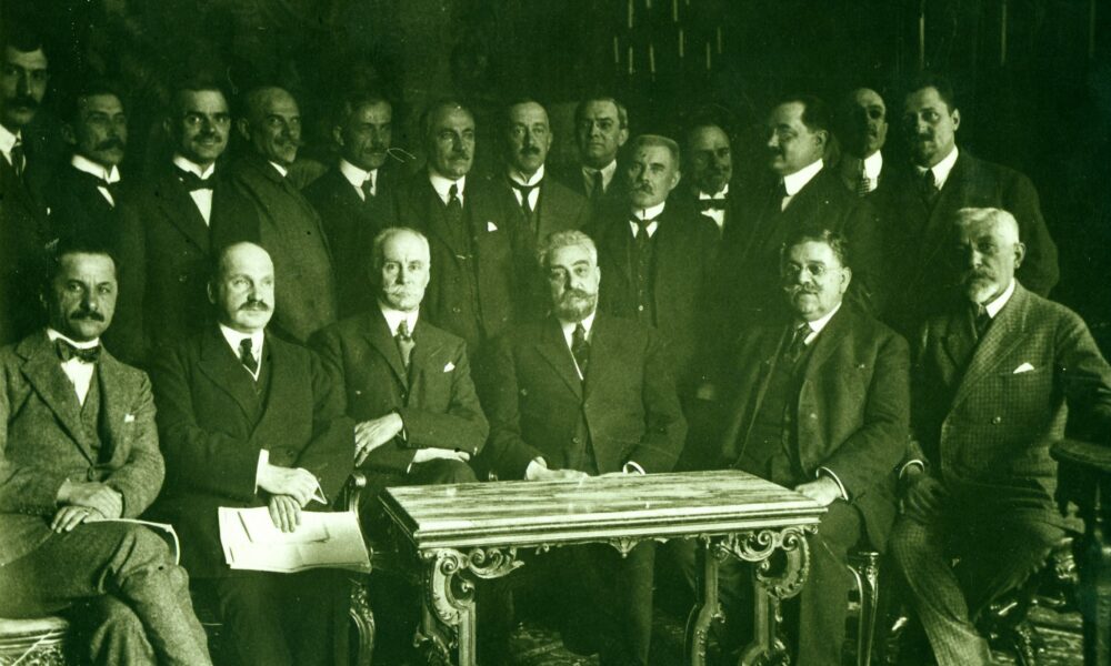 21 ianuarie 1920: S-au încheiat lucrările Conferinței de Pace de la Paris. Marea Unire a fost recunoscută pe plan internațional