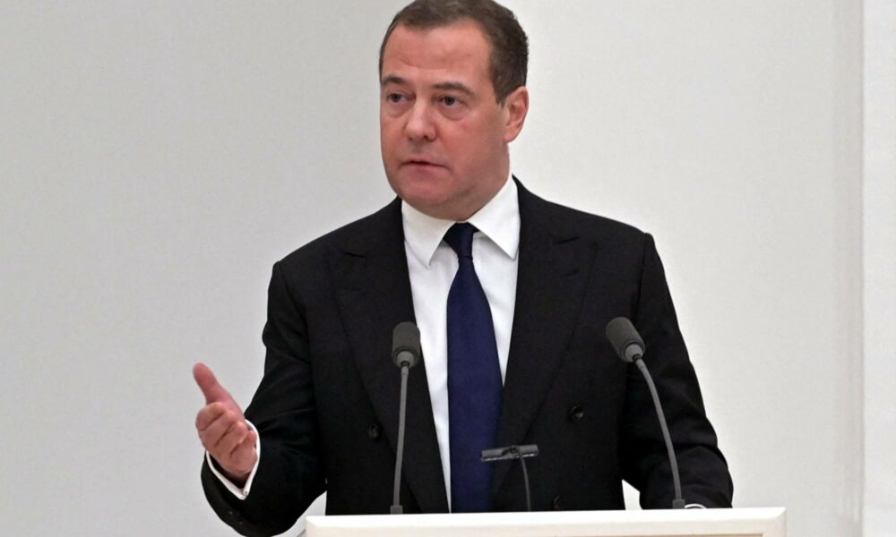 Criza rachetelor cubaneze se repetă? Medvedev anunță că proiectile hipersonice se îndreaptă spre țărmurile americane