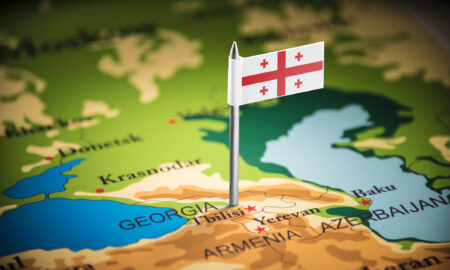 Georgienii se confruntă cu două zone de conflict: Abhazia și Osetia de Sud, ambele la granița cu Rusia