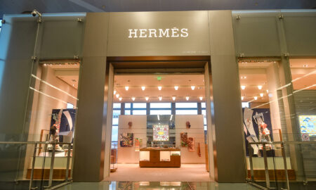 Hermes planifică să deschidă un magazin în Capitală