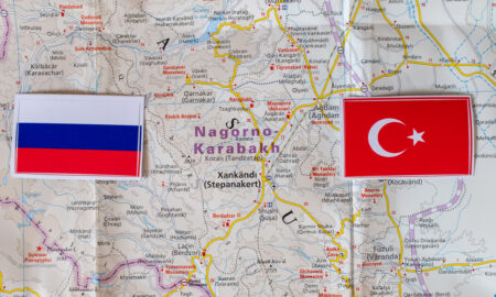 Atât rușii, cât și turcii s-au implicat în conflictul din Nagorno-Karabah