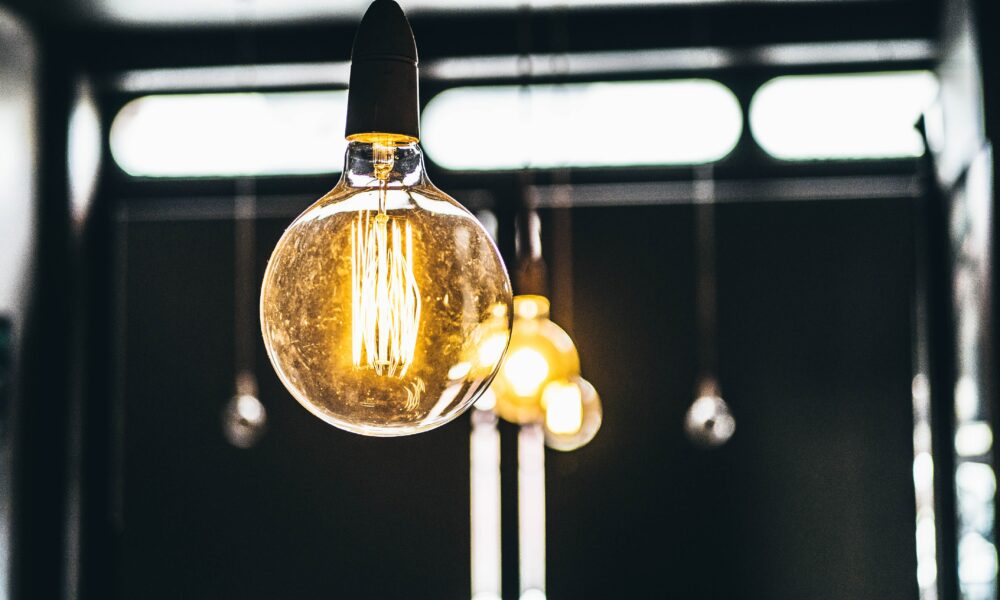 România a atins un nou record de Paște. Consumul de energie electrică a scăzut