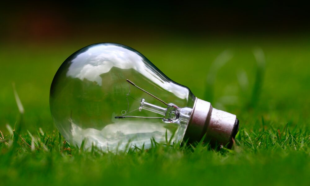 România va investi în energie verde! Anunțul făcut de Marcel Ciolacu