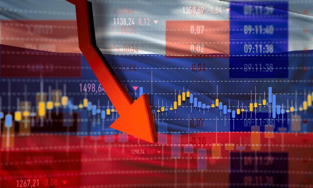 Deficitul bugetar al Rusiei a ajuns la 24,8 miliarde de dolari. Cresc cheltuielile de război și scad veniturile din energie