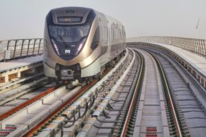 Tren în Qatar Sursa foto dreamstime.com