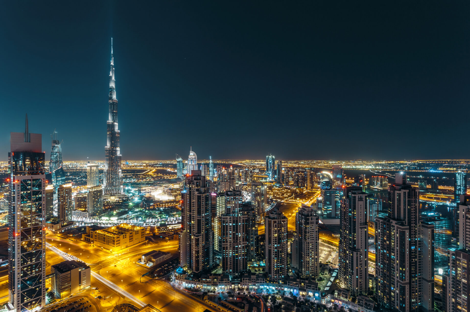 societăți comerciale de petrol din emiratele Arabe Unite
