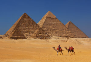 Piramidele egiptene, sursa foto dreamstime
