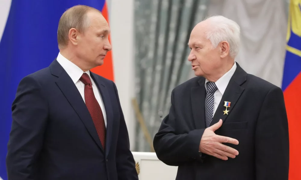 Pierdere importantă pentru Rusia în domeniul apărării! Dezvoltatorul rachetelor Kalibr a decedat la vârsta de 86 de ani