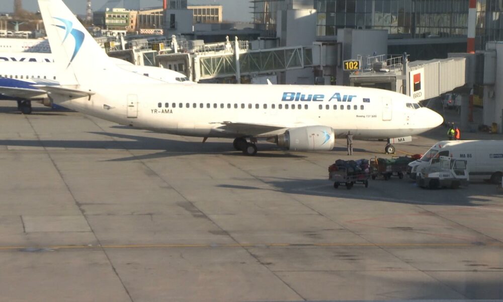 Blue Air a început despăgubirea clienților pentru cursele anulate! Sfaturile băncilor pentru a obține banii mai repede