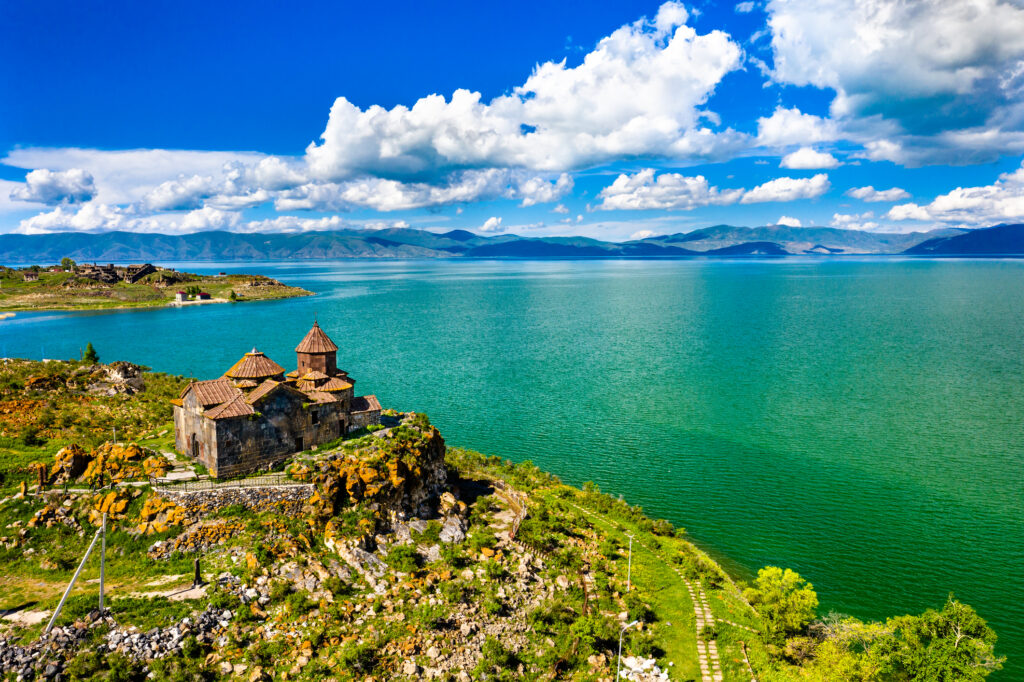 Lacul Sevan din Armenia