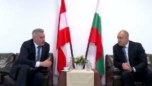 Cancelarul Austriei, Karl Nehammer, și președintele Bulgariei, Rumen Radev
