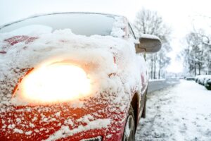 masini acoperite cu zapada, amenzi (sursă foto: cancan.ro)