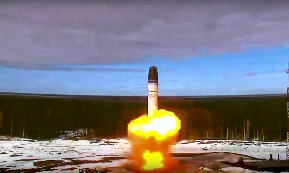 Arma secretă a lui Putin: „provocarea unei erupții radioactive” pe teritoriul SUA. O strategie pentru rachetele Satan II