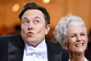 Elon Musk Sursa foto Head Topics