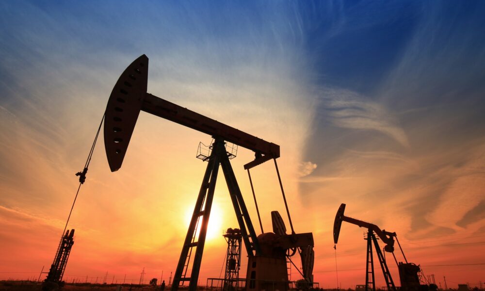 Noutăți despre industria petrolieră. Aprovizionarea cu GNL și discuții între marile companii energetice