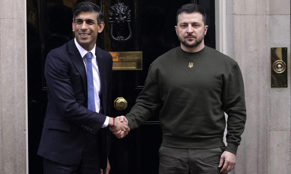 Victorie de zile mari pentru Volodimir Zelenski la Londra! Tancurile Challenger 2 vor ajunge în Ucraina luna viitoare