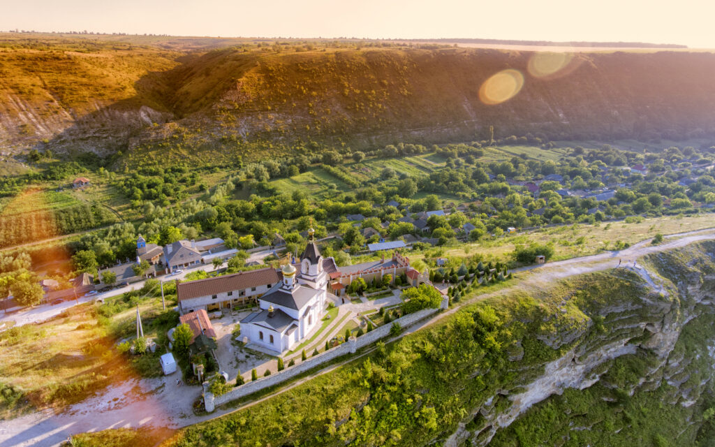 Biserică în Republica Moldova