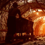 sursă foto:sursă foto: dreamstime.com; tren subteran în mină, aurul este una din cele mai importante resurse naturale din Albania
