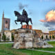 sursă foto: dreamstime.com; Piața Scanderbeg din Tirana, Albania