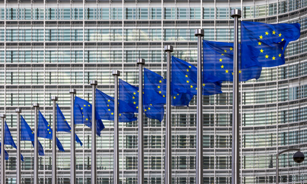 Avântul economic al Chinei amenință economia Uniunii Europene. Bruxelles-ul caută soluții pentru reducerea birocrației