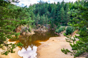 Lacul Violet, Muntii Kamienna, Polonia, Sursa foto: dreamstime.com