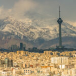 Cel mai mare oraș din Iran este capitala, Teheran, cu o populație de aproximativ 9 milioane de locuitori, sursă foto dreamstime