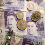 Lire sterline noile bancnote