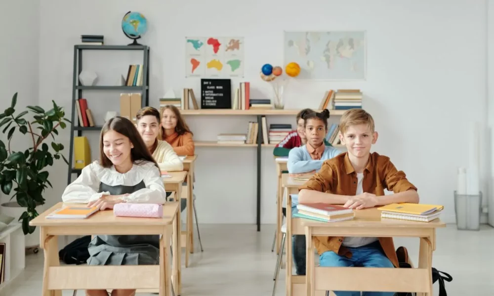Vacanța de primăvară este aproape! Când vor avea liber elevii și profesorii