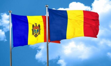 Steagul Republicii Moldova și cel al României