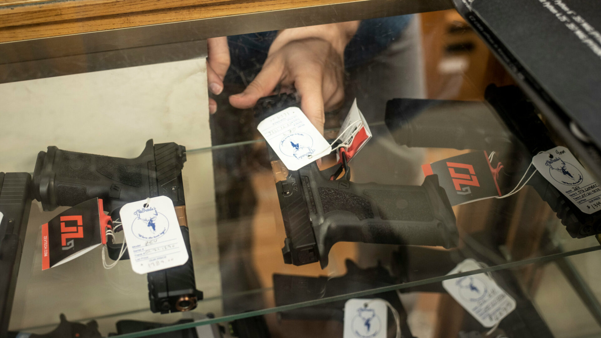Mastercard și Visa suspendă codul MCC; foto: nytimes.com
