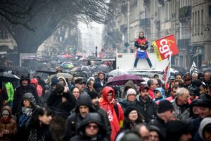proteste în Paris Sursa foto Digi24