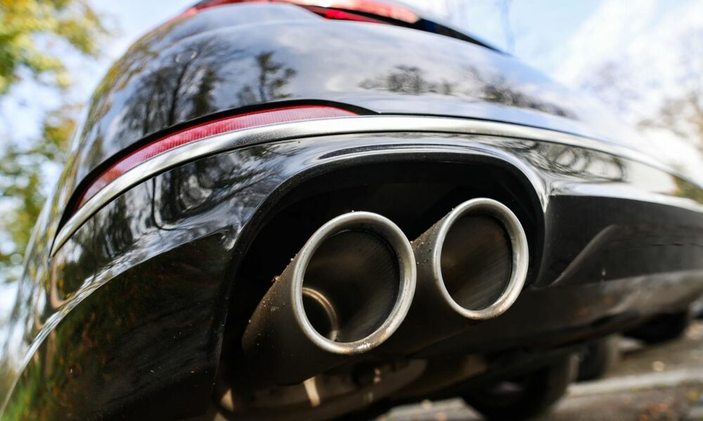 Nemții și-au impus cuvântul! Se schimbă legea mașinilor care emit CO2