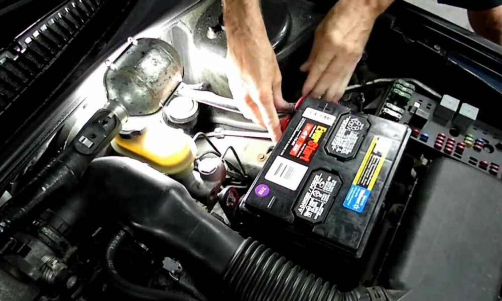 Ne-am luat după unguri! România ar putea produce baterii pentru mașinile electrice