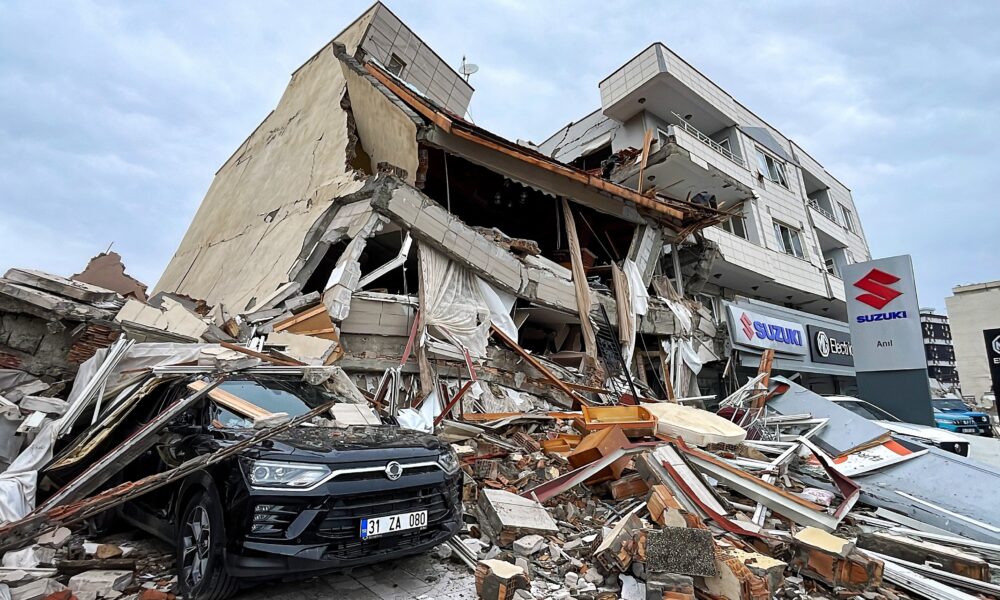 Pagubele cutremurului devastator din Turcia! Pe lângă viețile omenești, Ankara a pierdut sute de miliarde de euro