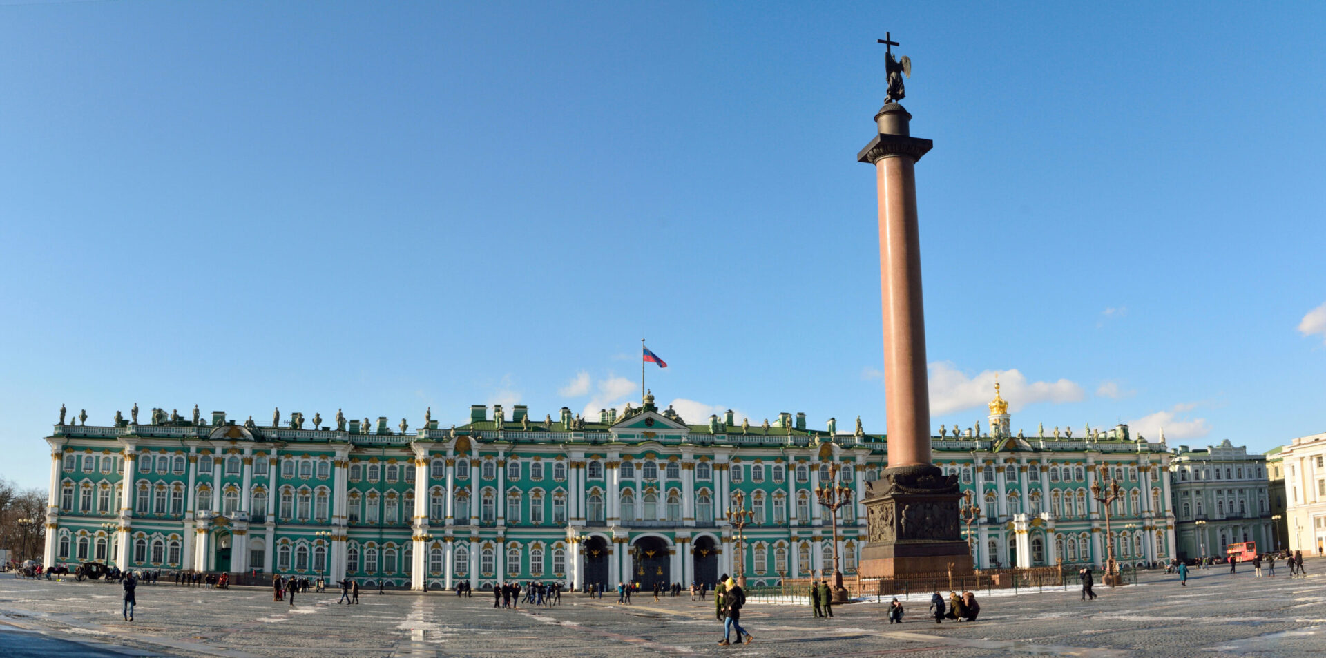 Sankt Petersburg are o populație de două ori mai mică; sursă foto: dreamstime.com