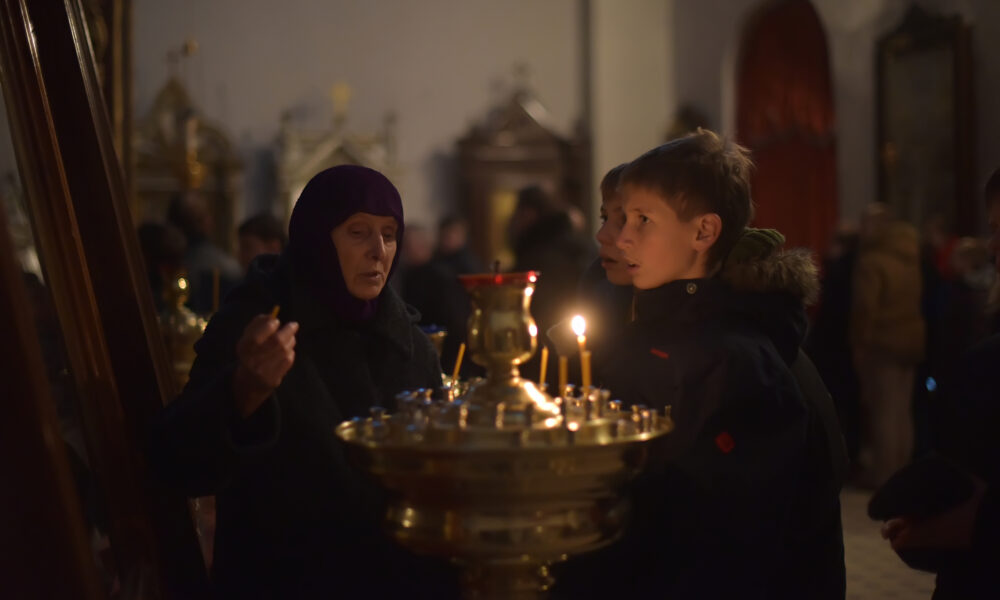 Când va fi sărbătorit Paștele Ortodox? Decizia luată de BOR ar afecta milioane de credincioși