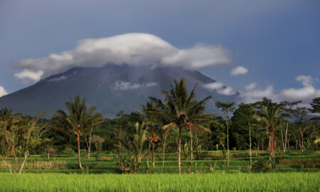 Vulcanul Merapi din Indonezia