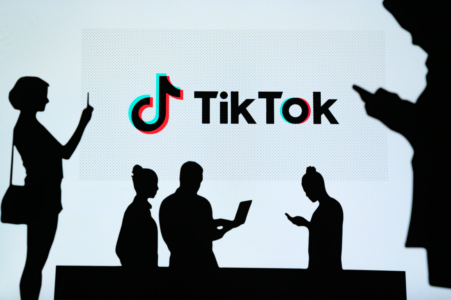 TikTok, Sursa foto: dreamstime.com