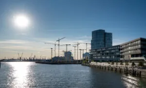 Șantier de construcții în cartierul Hafencity din Hamburg, Germania, Sursa foto: dreamstime.com