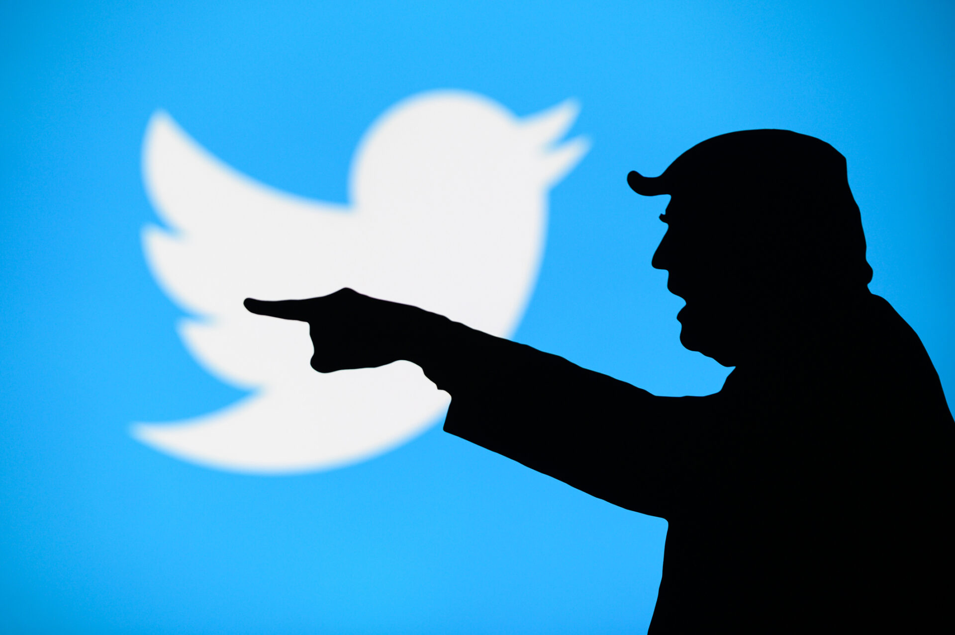 trump twitter sursa dreamstime