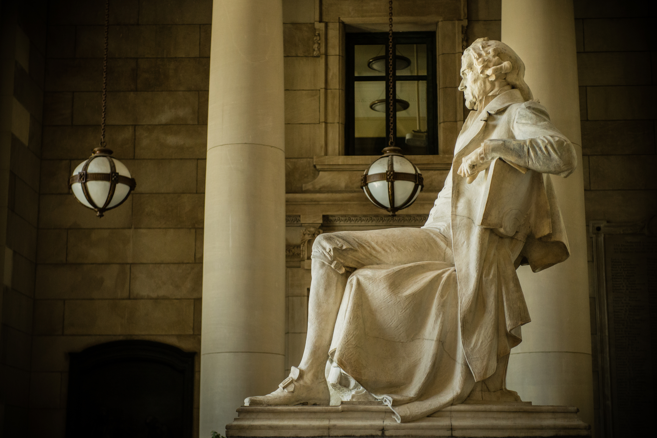 Memorialul Thomas Jefferson, al treilea dintre președinții Statelor Unite ale Americii, de la Muzeul de Istorie Missouri din Forest Park, SUA (sursă foto: dreamstime)