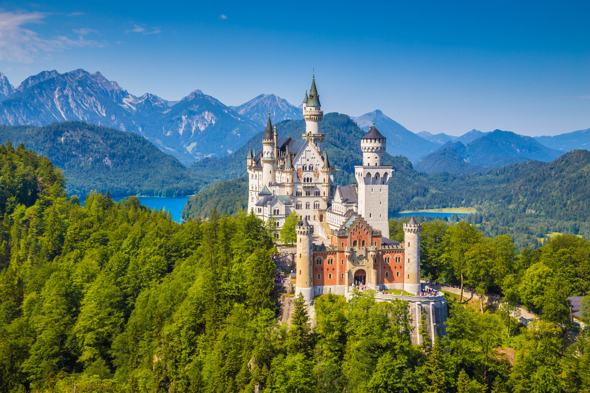 Castelul de basm Neuschwanstein, Bavaria, Germania, Sursa foto: dreamstime.com