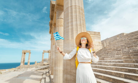 Turismul este cel mai important sector de servicii din Grecia, generând venituri de miliarde de euro anual. Sursa foto: dreamstime