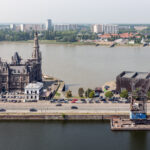 Zona portuară Anvers cu râul Schelde în portul Anvers, Belgia