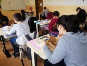 Ziua Meselor Școlare organizată de Carmistin în județele Vâlcea și Gorj