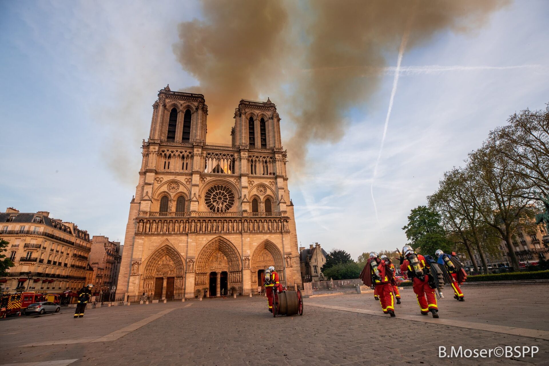 notre dame, sursa foto digi24