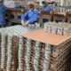 2,4 milioane de români vor primi pachete de 25 de kg cu alimente! Ce conțin pachetele în valoare de 50 de milioane de euro